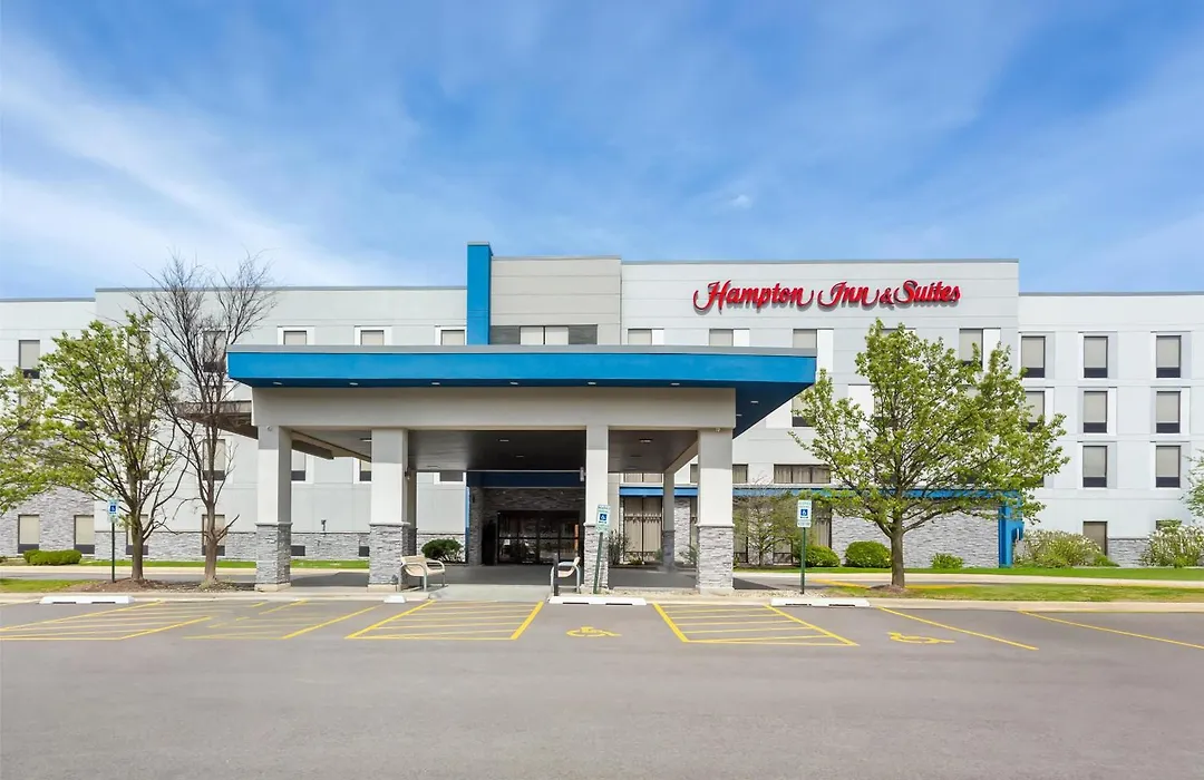 Hampton Inn & Suites Bolingbrook-1