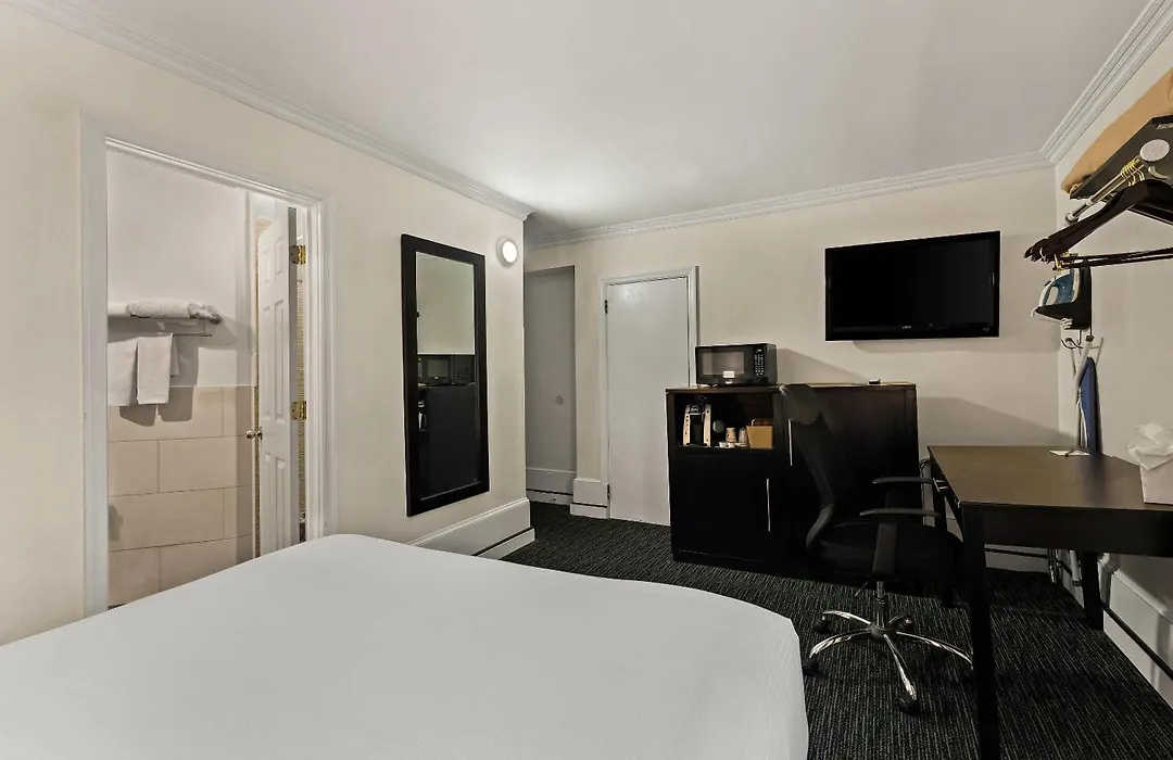 Quality Inn Philadelphia Center City-1