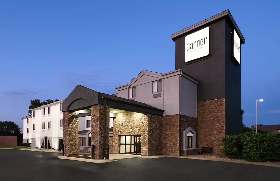 Garner Hotel Topeka West By Ihg-1