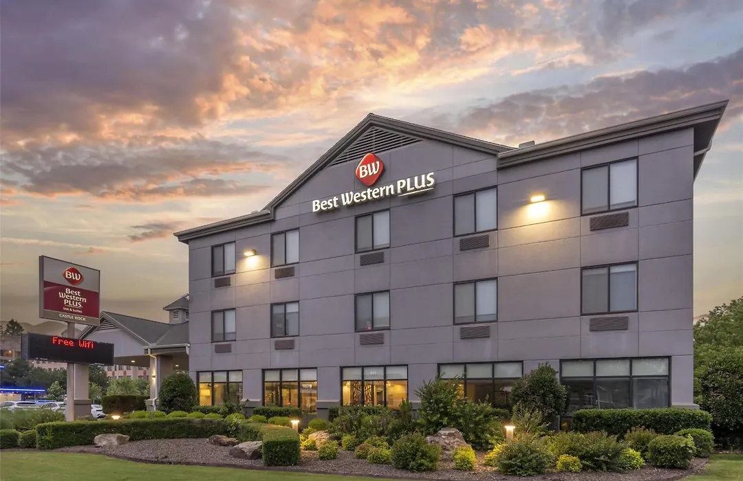 Best Western Plus Castlerock Inn & Suites-1