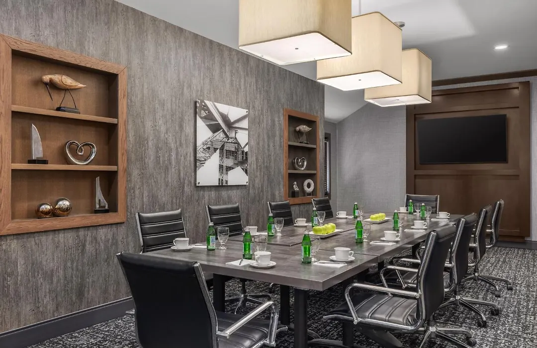 Holiday Inn Coralville - Iowa City By Ihg-1