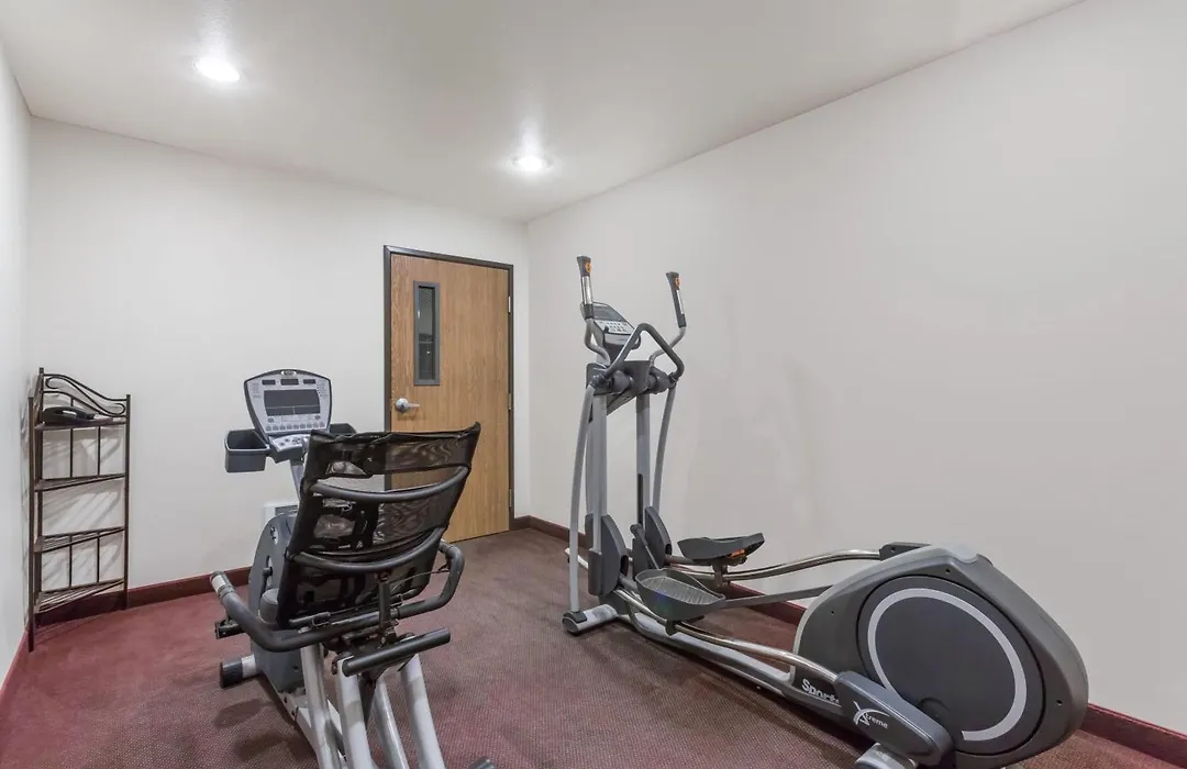 Super 8 By Wyndham Rexburg-1