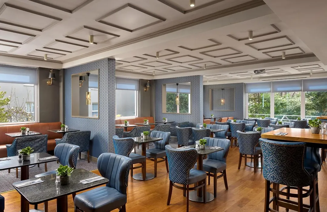 The Sandymount Hotel-1