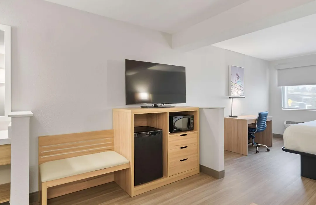 Best Western Lake Oswego Hotel & Suites-1
