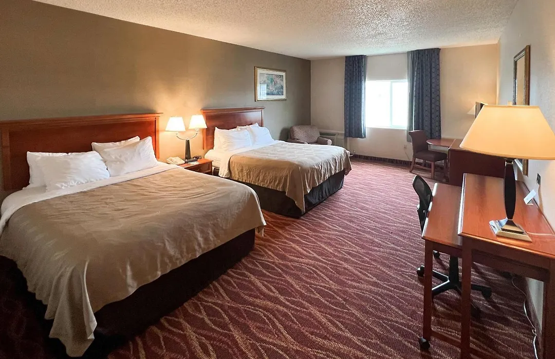 Quality Inn & Suites Grants - I-40-1