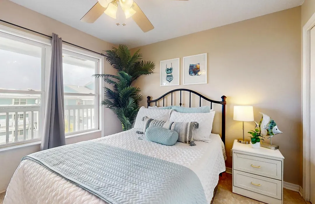 Lagoon Landing #302-1