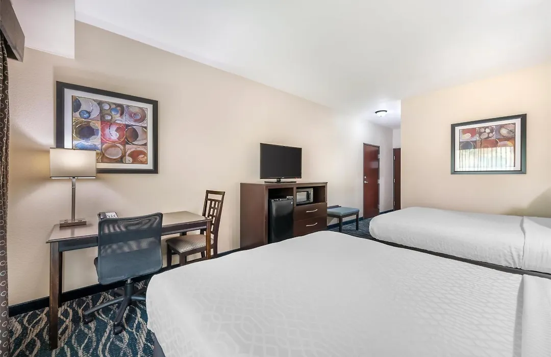Best Western Plus Eastgate Inn & Suites-1
