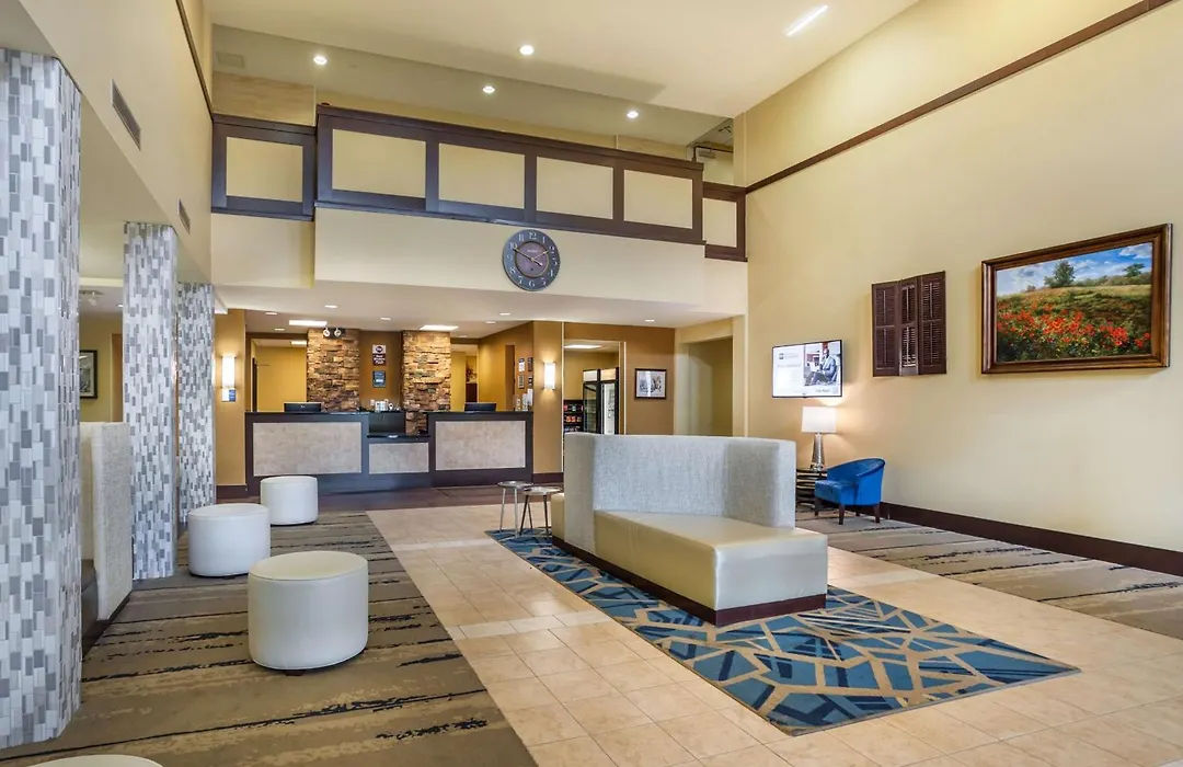 Best Western Plus University Park Inn & Suites-1