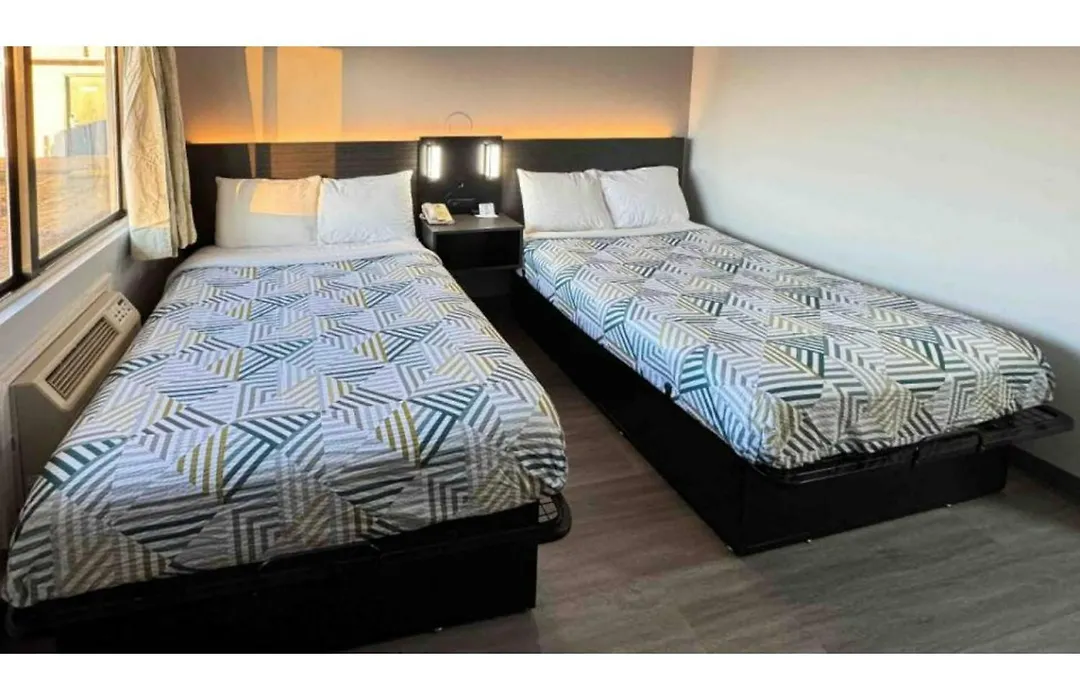 Motel 6-Janesville, Wi-1