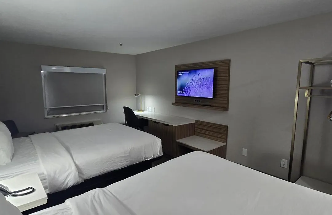 Baymont Inn & Suites San Marcos-1
