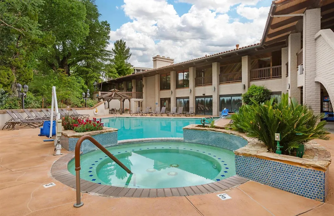 Best Western Plus Arroyo Roble Hotel & Creekside Villas-1
