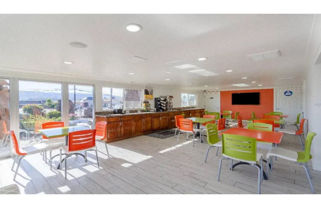 Motel 6-Ukiah, Ca - North-1