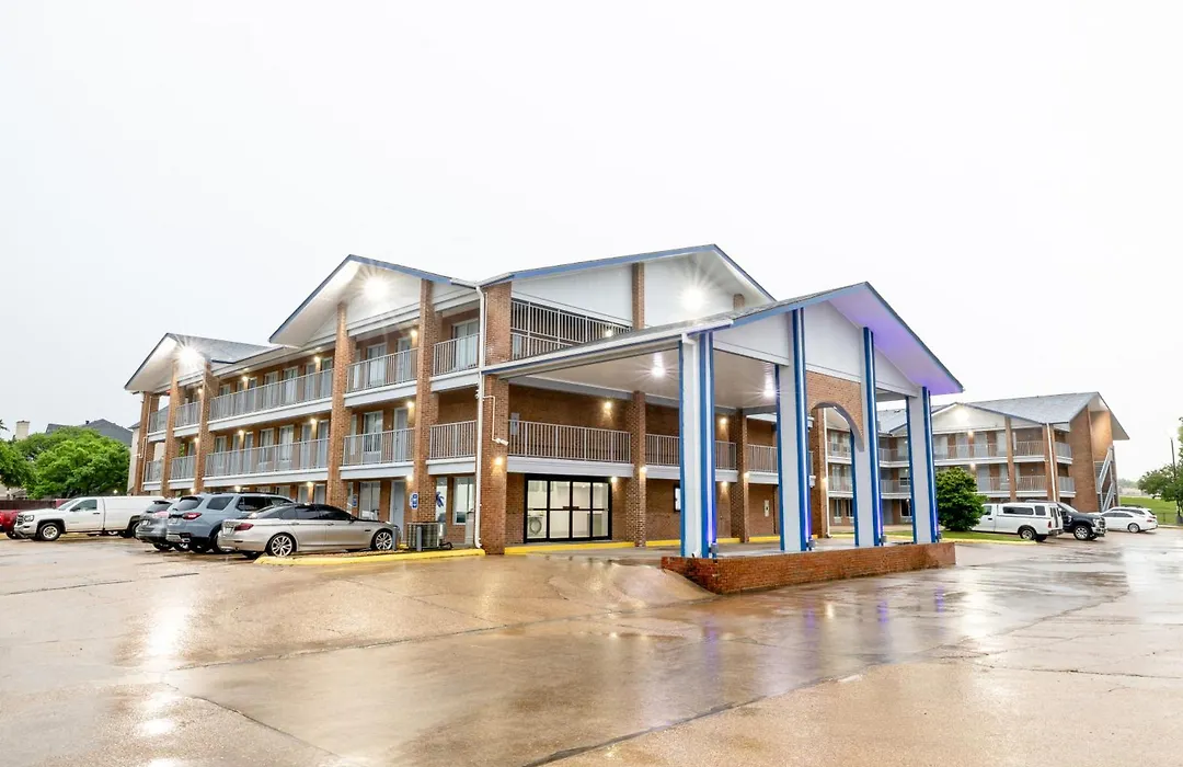 Days Inn & Suites By Wyndham Bossier City La Shreveport-1