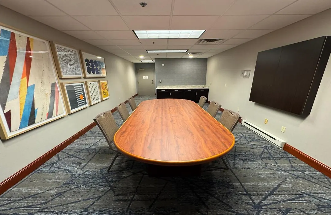 Holiday Inn Express Hotel & Suites Grand Rapids-North By Ihg-1