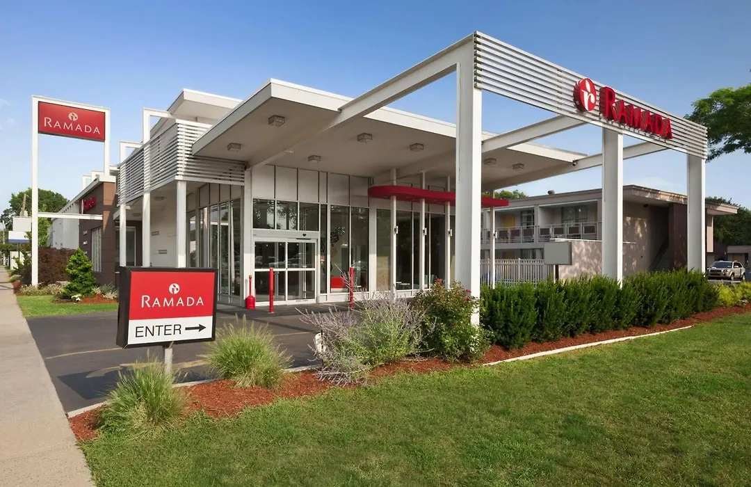 Ramada By Wyndham Rockville Centre-1