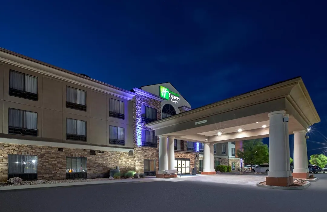 Holiday Inn Express & Suites Richfield By Ihg-1
