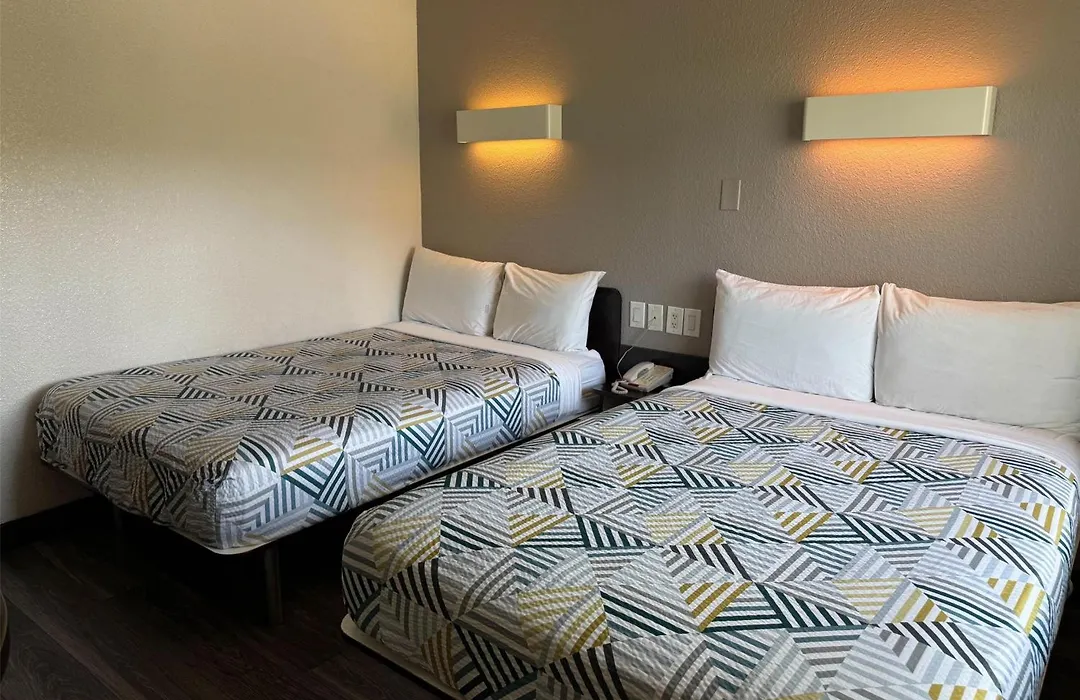 Studio 6 Suites Las Vegas, Nv - Tropicana-1