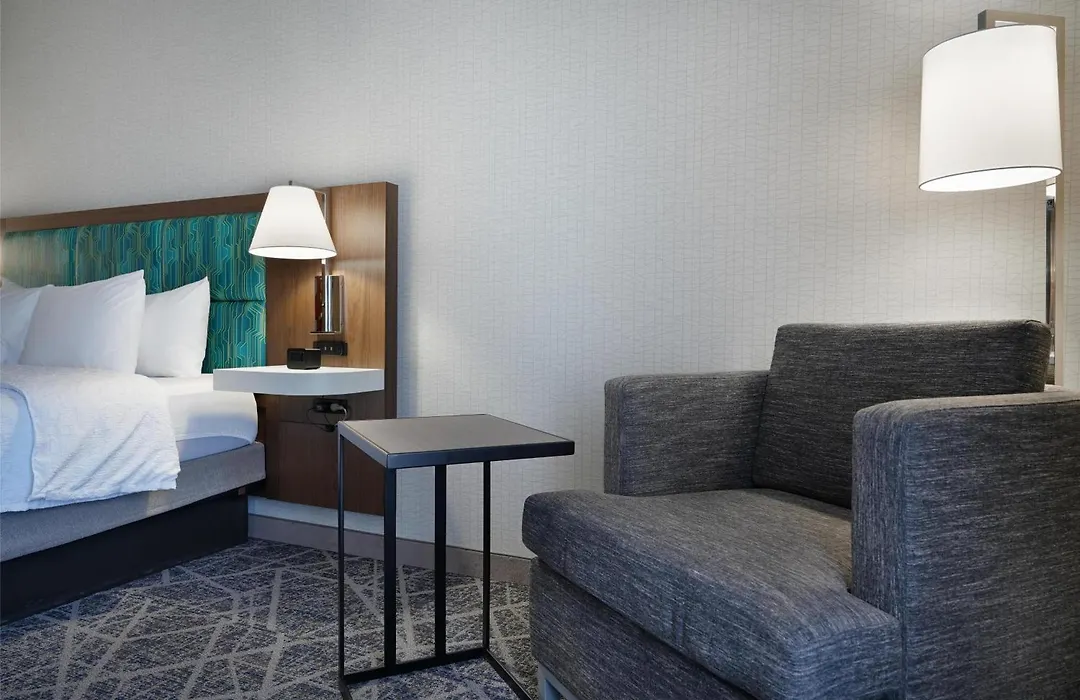Hampton Inn & Suites Tulsa/Tulsa Hills-1