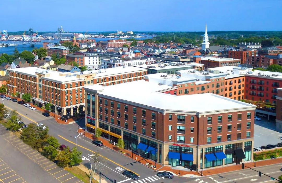 Hampton Inn & Suites Portsmouth Downtown-1