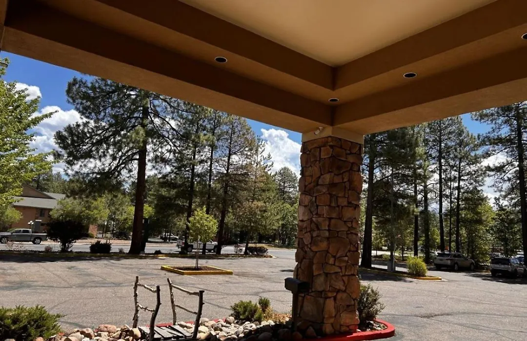Greentree Inn & Suites Pinetop-1