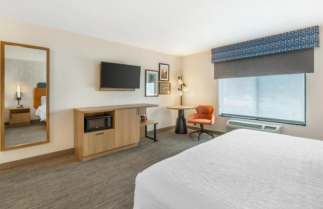 Hampton Inn & Suites Moreno Valley-1