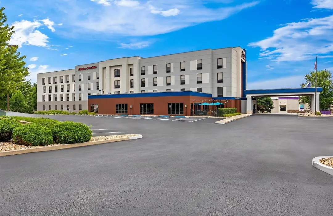Hampton Inn & Suites Grove City-1