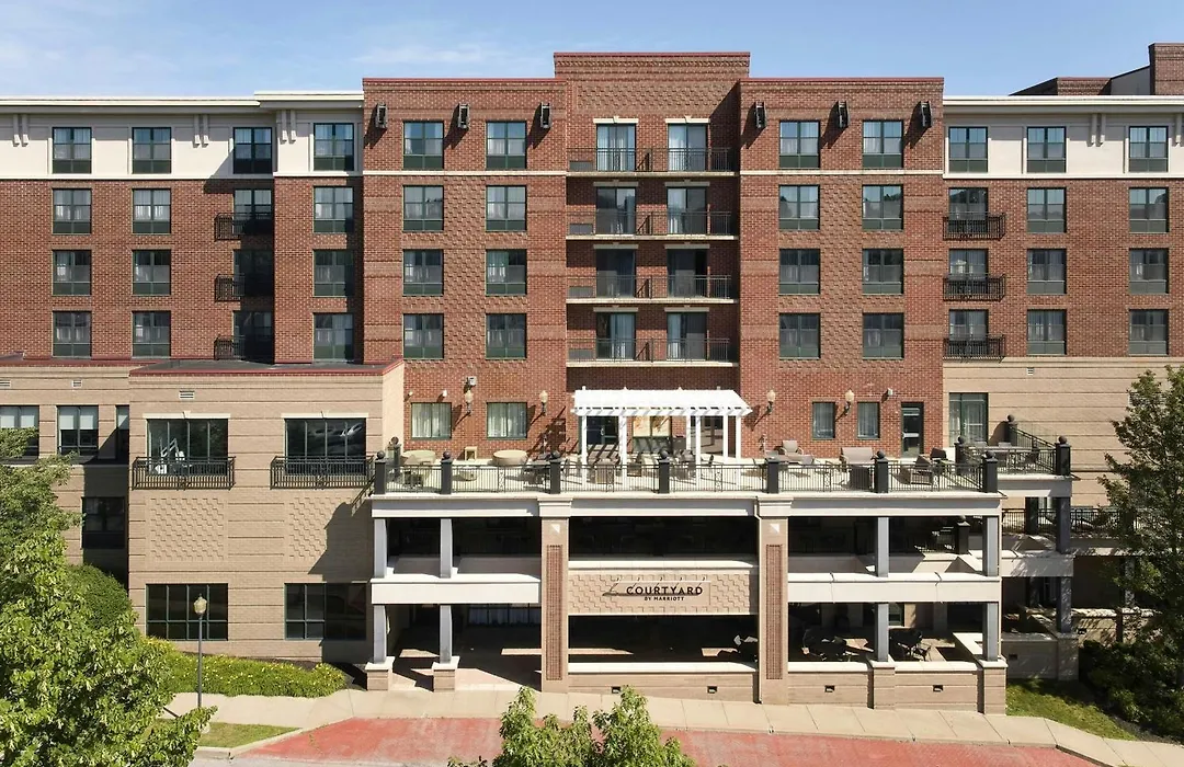 Courtyard By Marriott Saratoga Springs-1