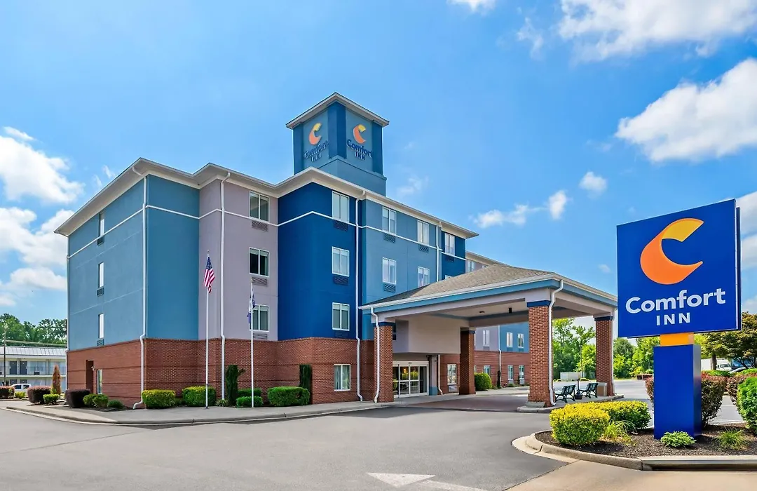 Comfort Inn Emporia-1