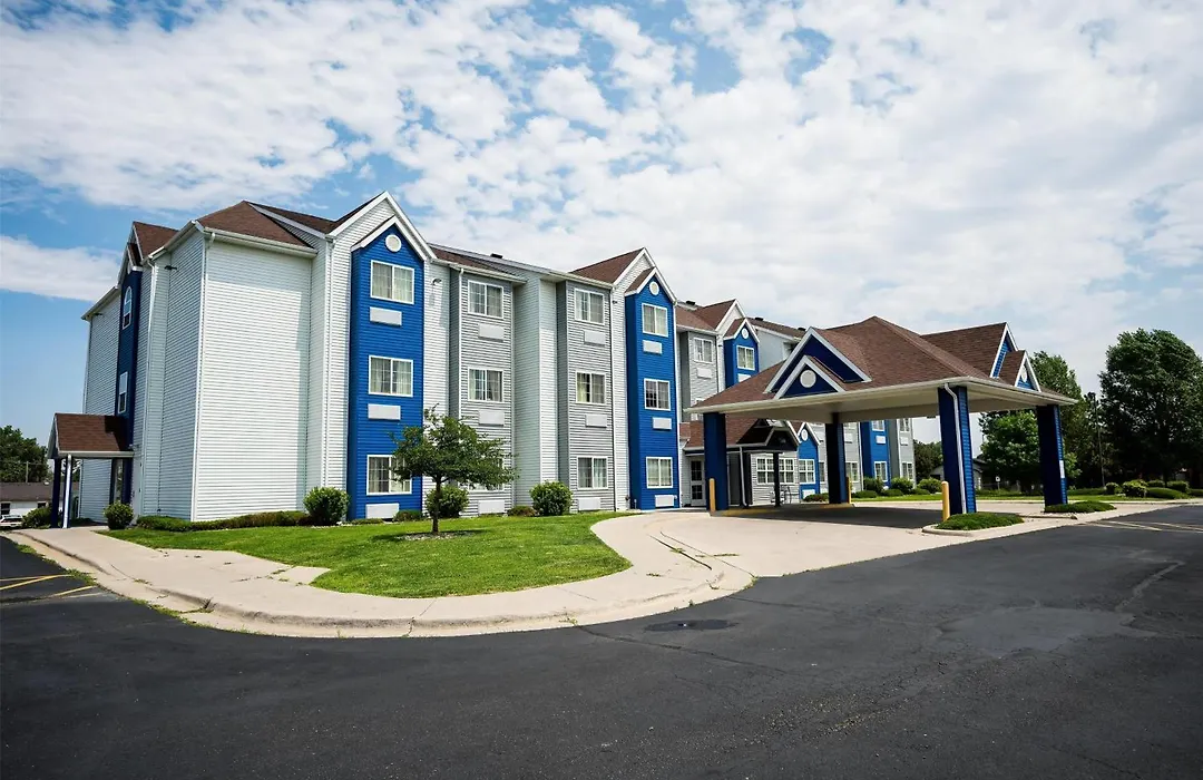 Microtel Inn & Suites Cheyenne-1