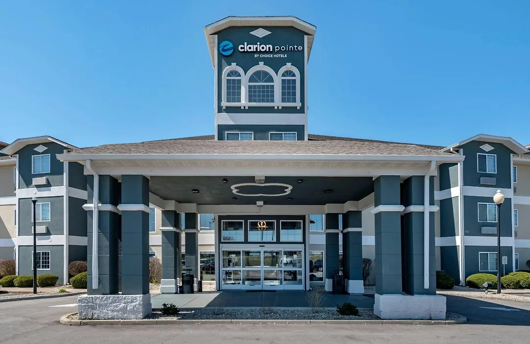 Clarion Pointe Indianapolis Airport-1