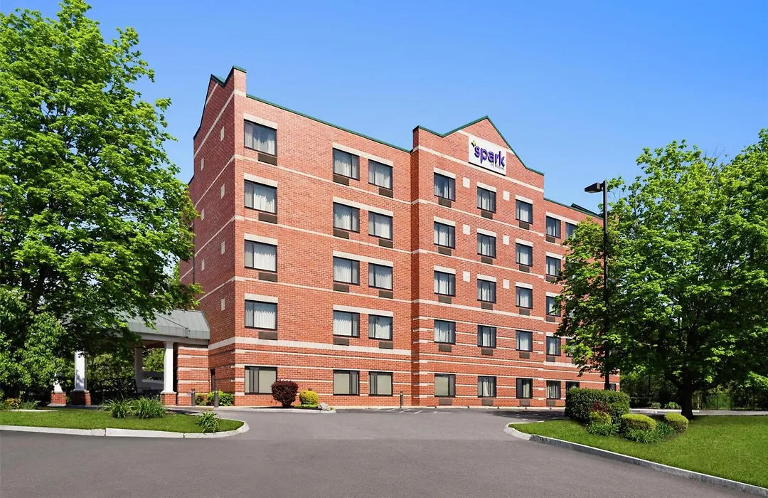Spark By Hilton Woburn Boston-1