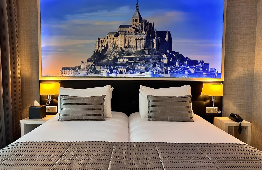 Churchill Hotel Bayeux Centre-1