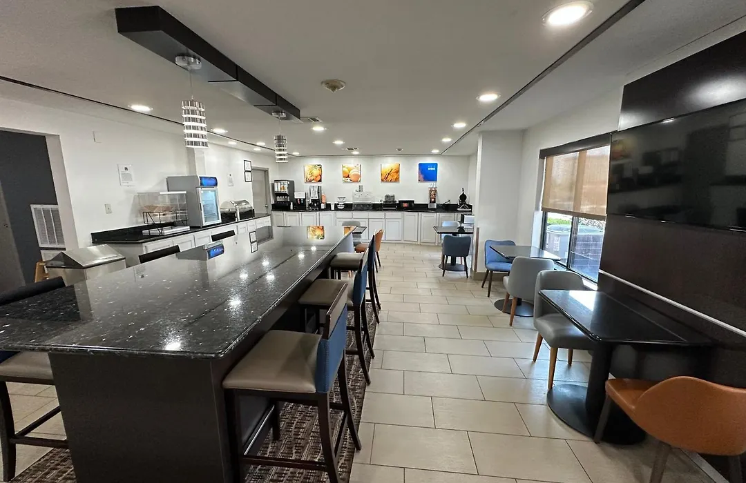 Comfort Inn Dallas Park Central-1