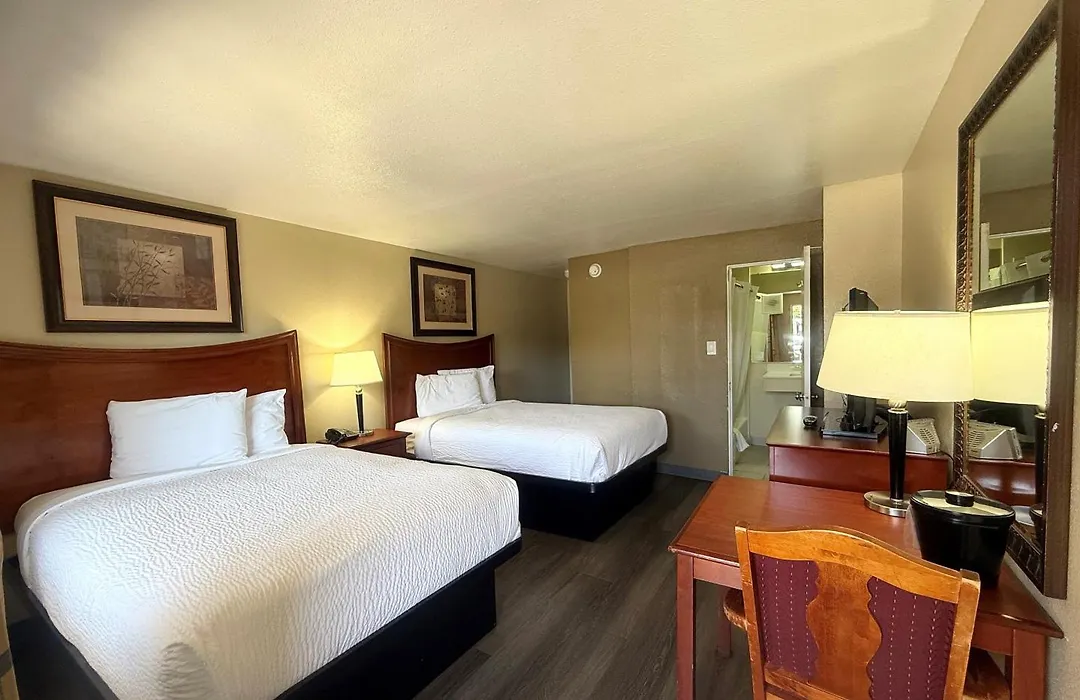 Travelodge By Wyndham Klamath Falls-1