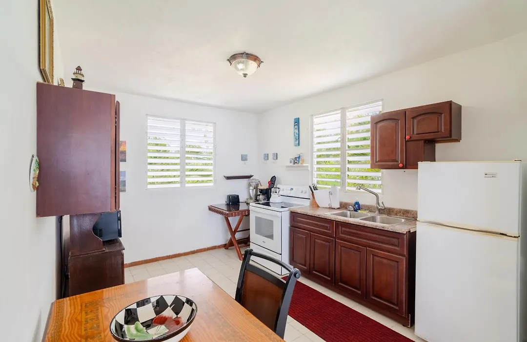 Coconut Palms Inn-1