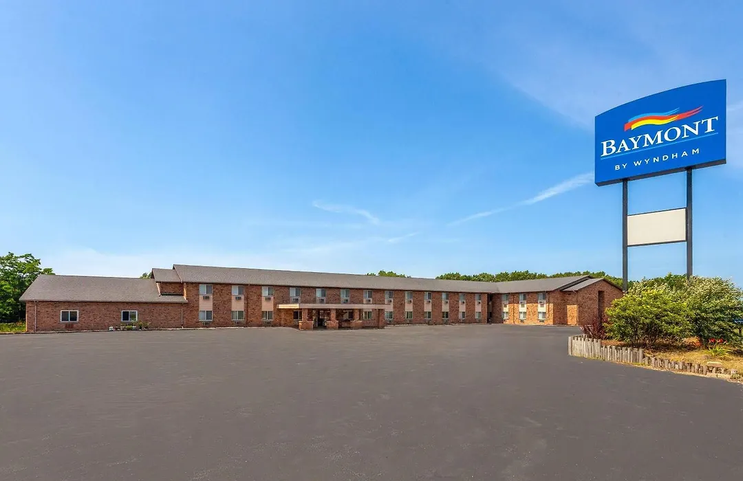 Baymont By Wyndham Manistee-1