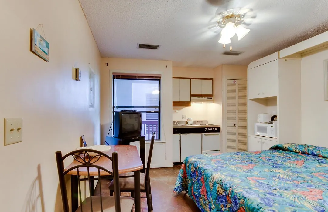 The Inn At St. Thomas Square #1203A-1