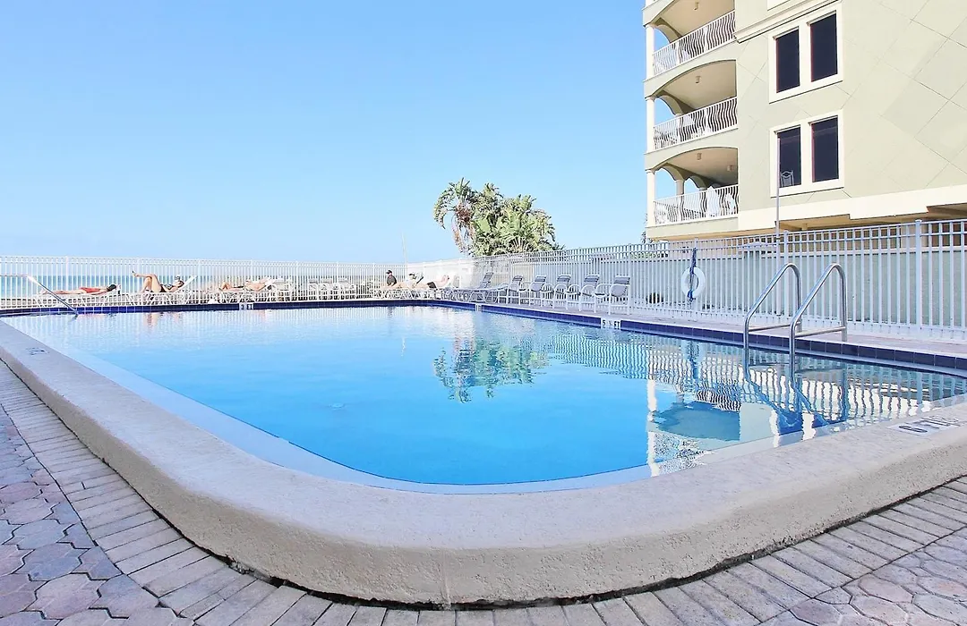 Sea Gate 308-1