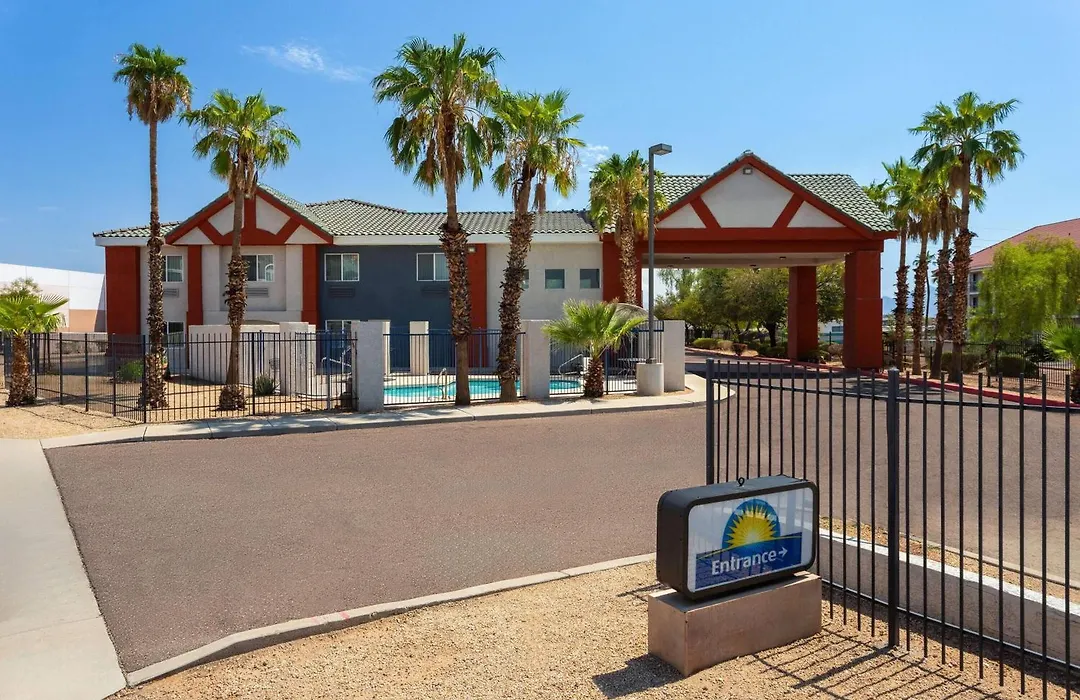 Days Inn By Wyndham Phoenix West-1