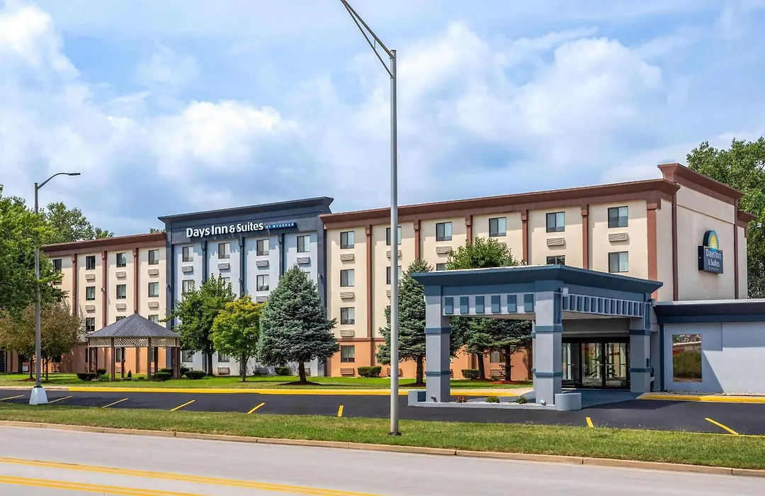 Days Inn And Suites By Wyndham Hammond, In-1