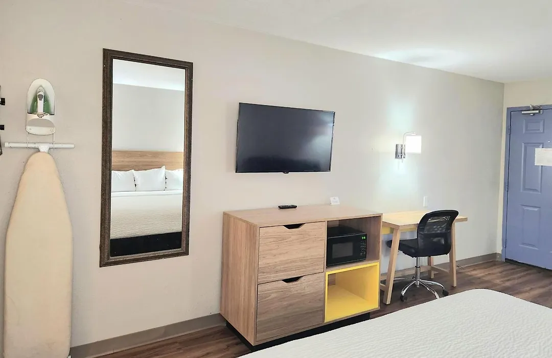 Days Inn By Wyndham Portland/Corpus Christi-1