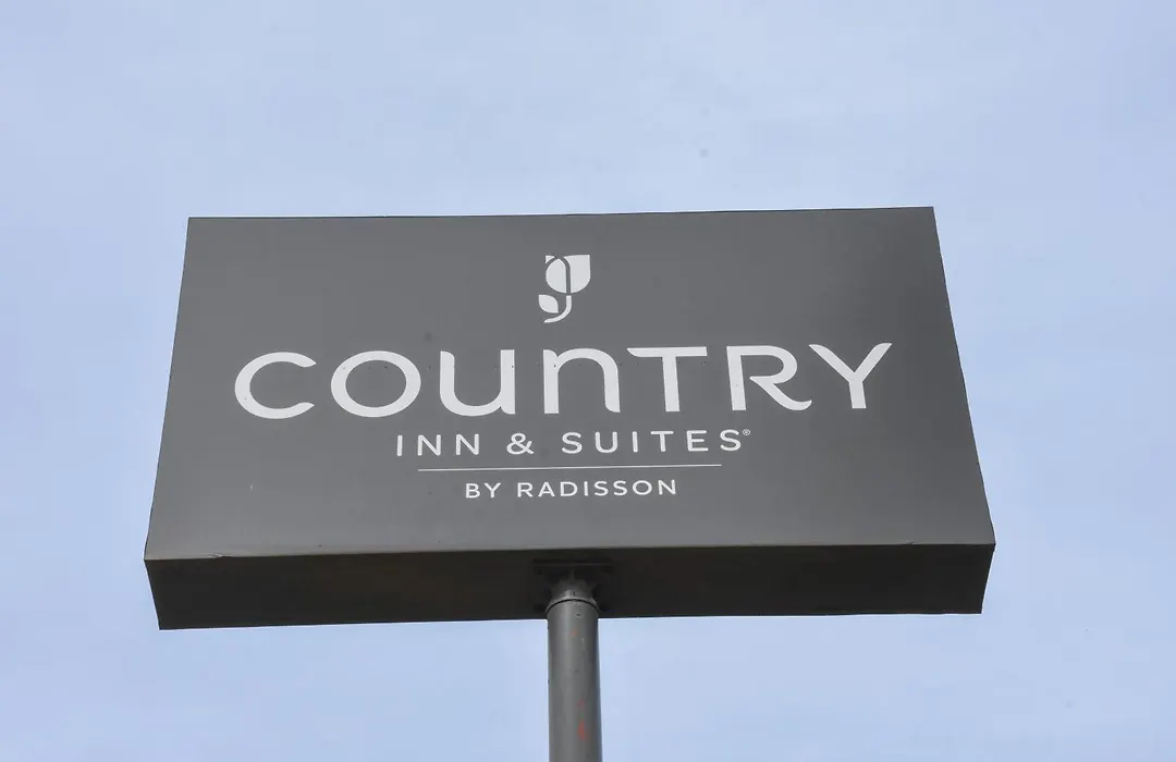 Country Inn & Suites By Radisson Bloomington-Normal West, Il-1