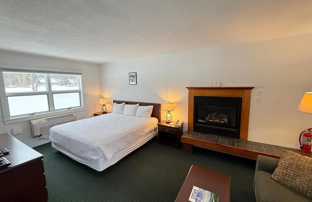Stowe Motel & Snowdrift-1