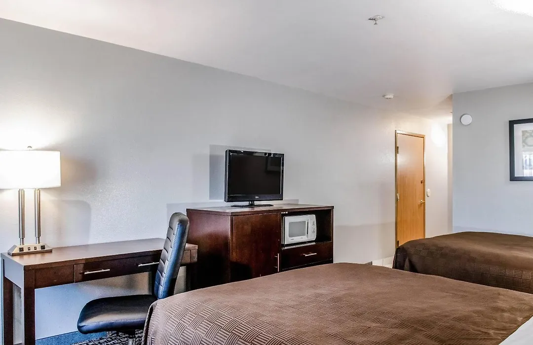 Clarion Hotel By Humboldt Bay-1