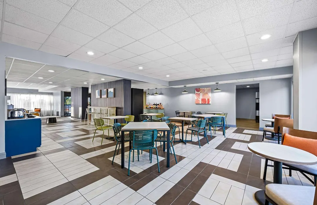 Spark By Hilton Tuscaloosa University-1
