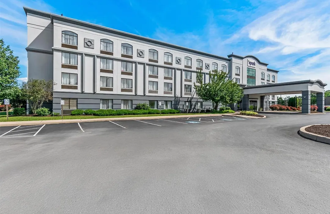 Spark By Hilton Mechanicsburg-1