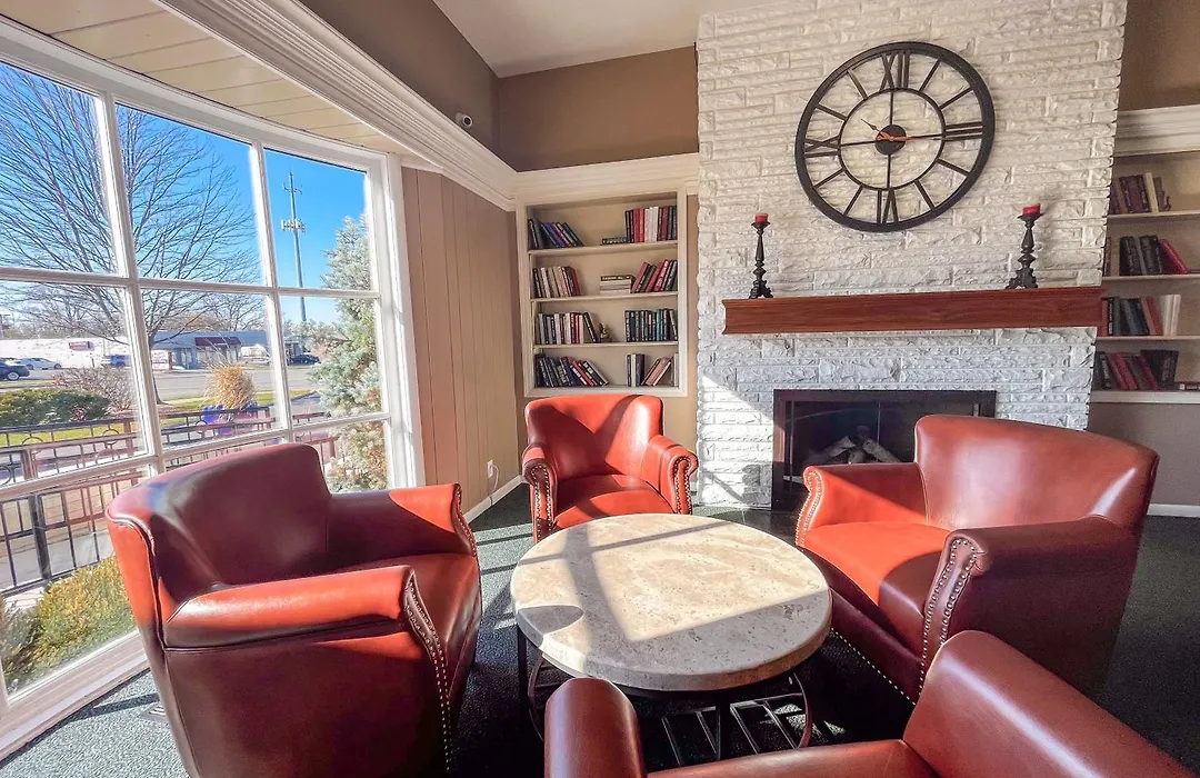 Alpine Inn & Suites Rockford-1