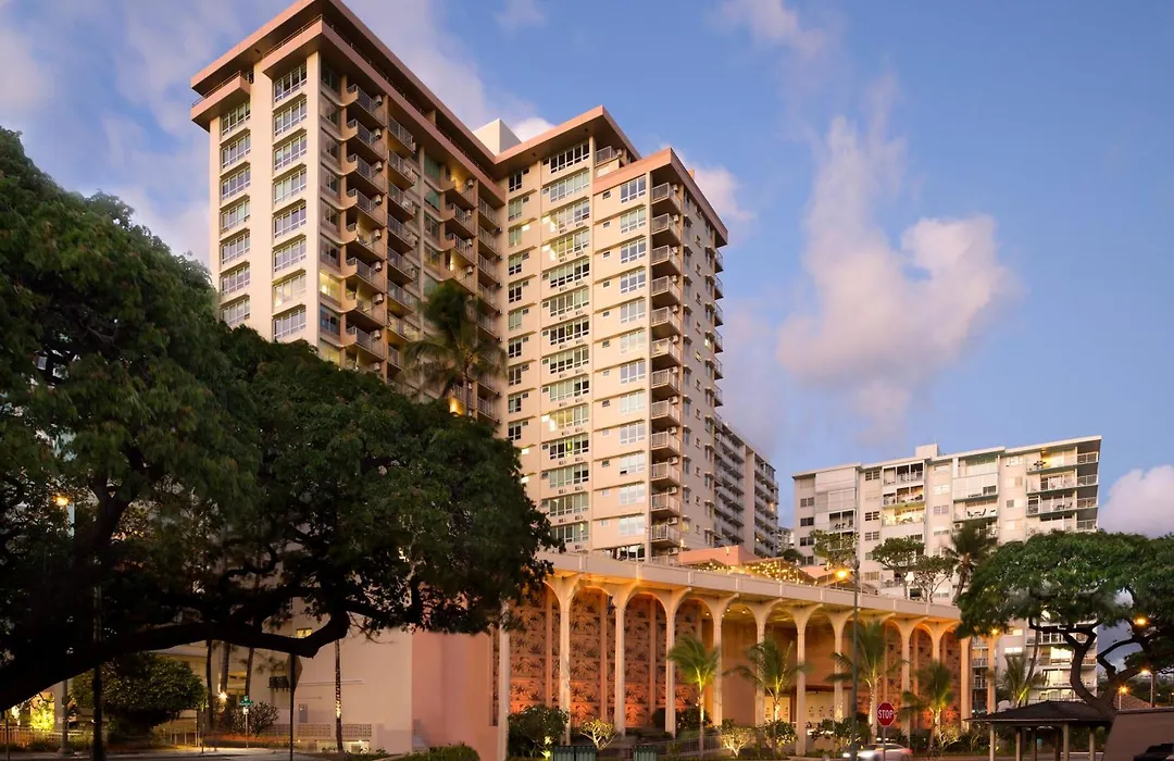 Queen Kapiolani Hotel-1