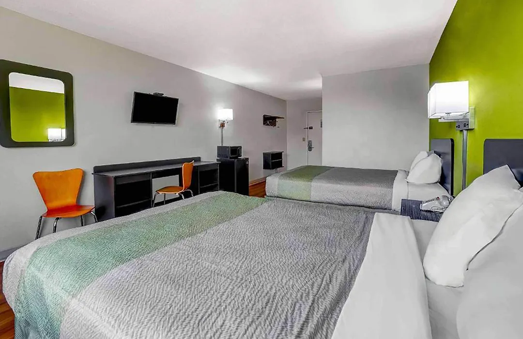 Travelodge By Wyndham Vernon Ct-1