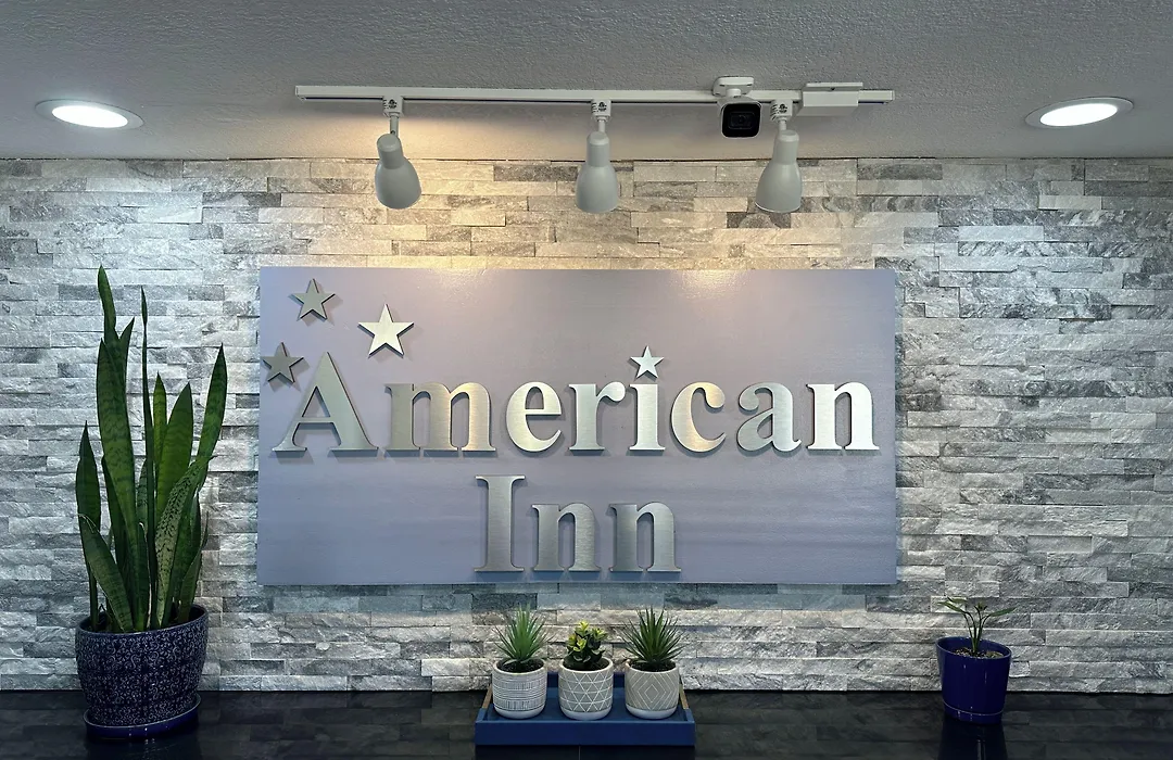 American Inn Cedar Rapids South-1